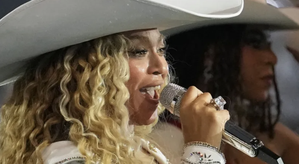 Beyoncé reúne a ‘Destiny’s Child’ durante el último show de ‘Cowboy Carter Tour’
